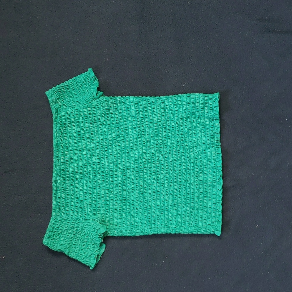 girls crop top